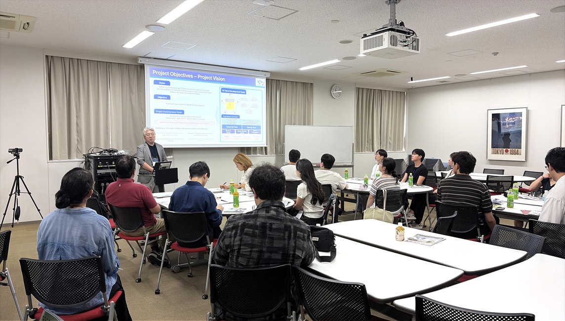 祥明大学一般大学院スポーツICT融合学科の教育・研究について紹介する金東根（キム・ドングン）教授