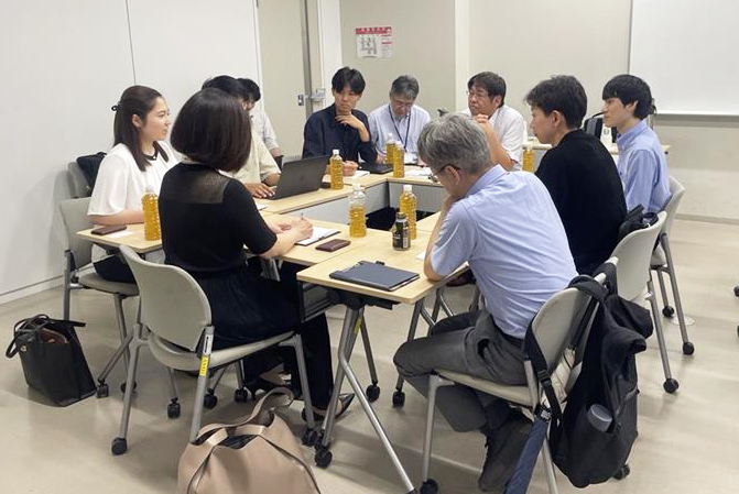 座談会の様子