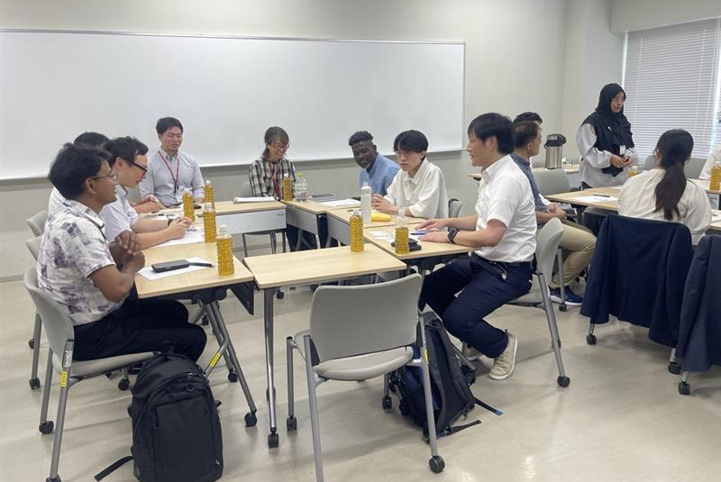 座談会の様子
