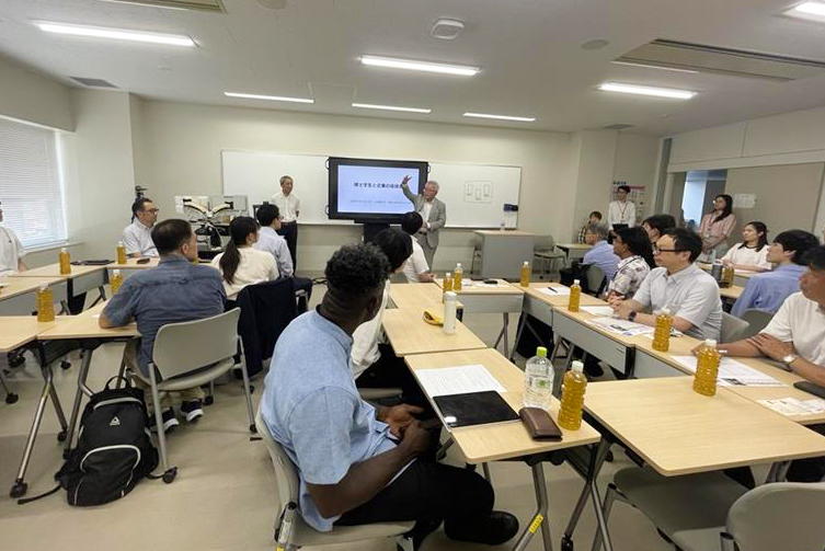 座談会の様子