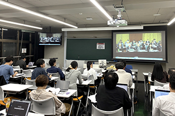 サテライト会場でも多くの学生・教職員が傍聴