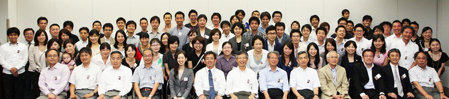 2011年度国際関係学部校友会 レセプション・パーティーのご報告