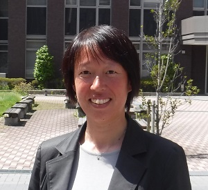 保井 智香子先生
