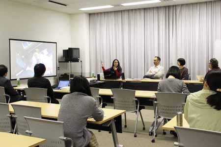 林氏のお話を熱心に聞き入る参加者