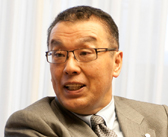 永野健二 氏