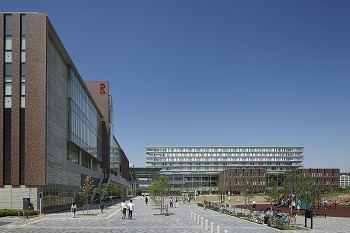 画像:総合心理学部 開設