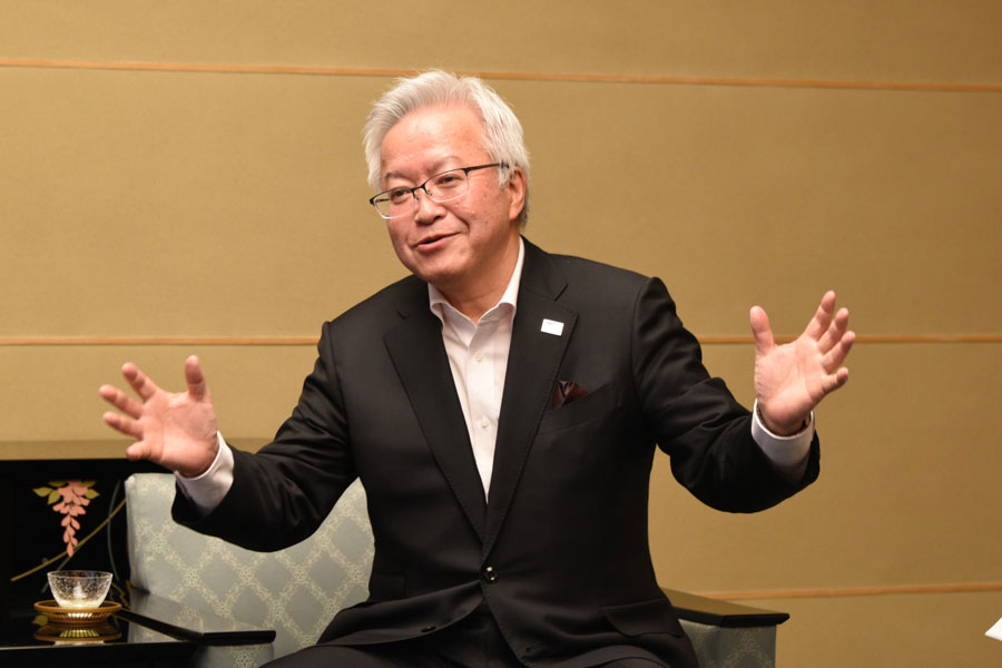 野口副学長