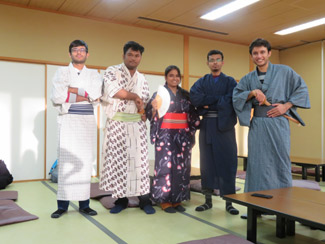 日本でIITH学生と共同研修
