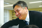 陳 延偉 教授