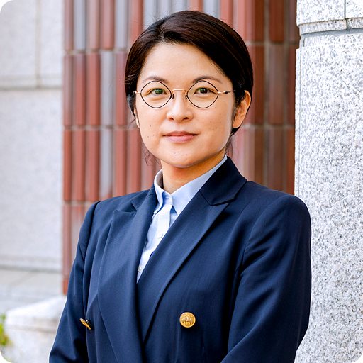 川村 仁子