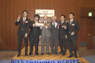 thumb_hayakawa.jpg