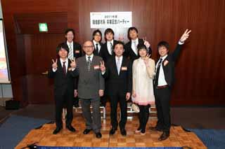 thumb_sato.jpg