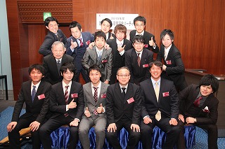 thumb_mochida.jpg