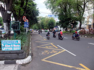 ジョグジャカルタ市内の道路