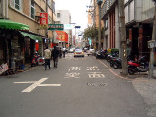 台南市内の道路