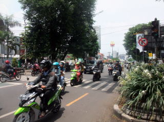 ジョグジャカルタ市内の交通