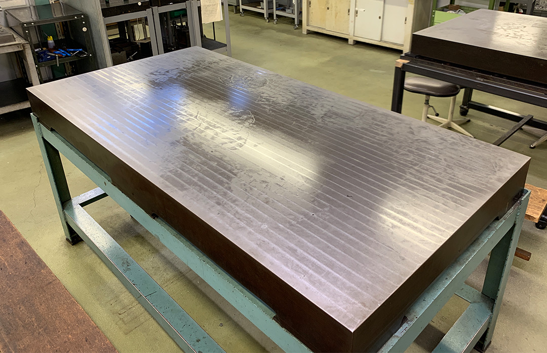 Surface plate 01
